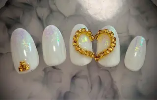 ネイル estone　岩本 有希子のネイルデザイン