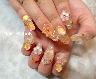 ネイル ネイルリボン 受付スタッフのネイルデザイン