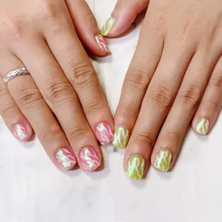 ロング カラー ネイル Q Free nailsのネイルデザイン