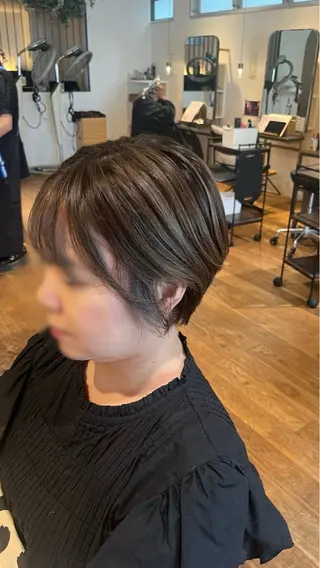 ショート Pap's de coiffeur 甲南山手店所属・山根 里緒のヘアスタイル
