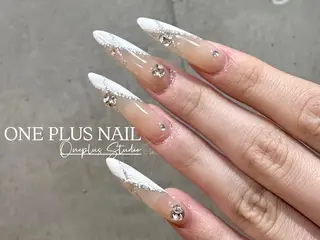 ネイル One plus StudioNailのネイルデザイン