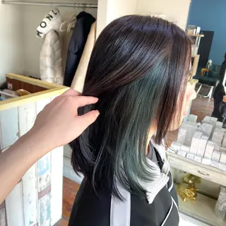 セミロング カラー 髪質改善/ストレート /透明感/西川奈穂のヘアスタイル