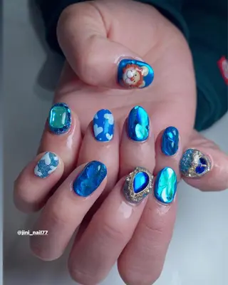ネイル JINI NAIL所属・ジニ ネイルのネイルデザイン