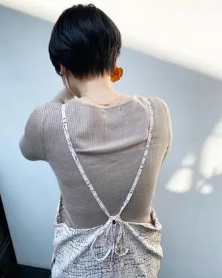 ショート カラー tonari 梅田、中崎町のヘアスタイル