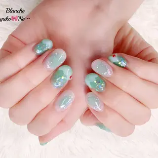 ネイル ネイルサロン　Lian所属・Lian Yulilianのネイルデザイン