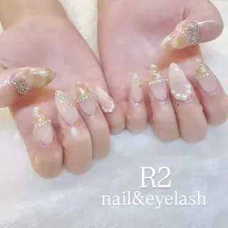 ネイル R2 予約担当のネイルデザイン