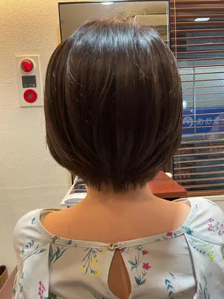 ショート こすげひろと カラー講師のヘアスタイル