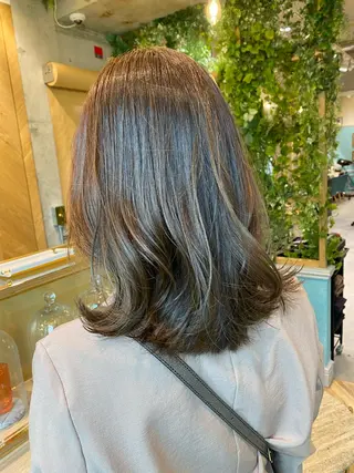 カラー rina似合わせ レイヤー韓国カラーのヘアスタイル