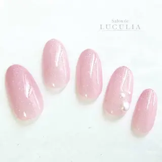 ミディアム ネイル 酒井 七緒子のネイルデザイン