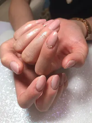 ネイル Flowerネイルサロン所属・. yukiのネイルデザイン