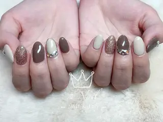 ショート カラー ネイル Lea NAILsalon所属・Le’a NailSalonのネイルデザイン