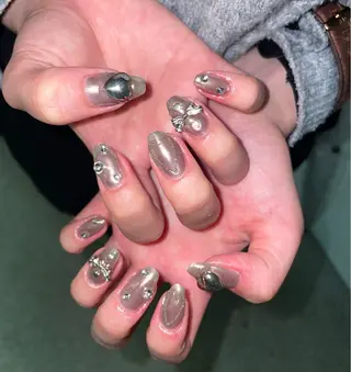 ネイル VENUS BELT AYAKAのネイルデザイン