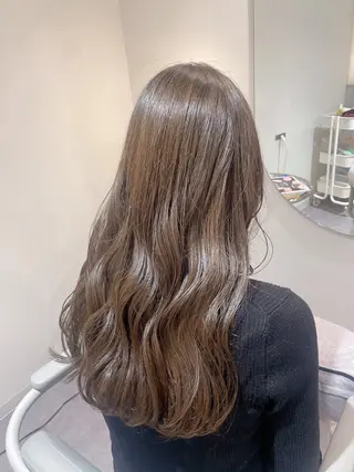 ロング 廣岡 采音のヘアスタイル