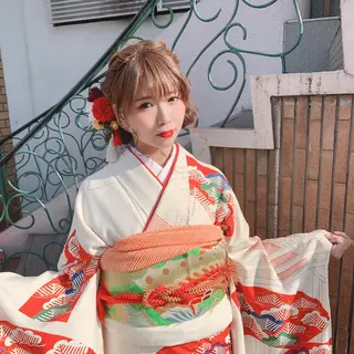 セミロング カレンダー 弁天町Tomoのヘアスタイル