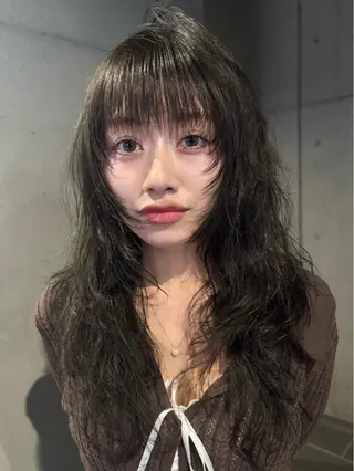 ロング パーマ だいち/ハイトーン/ デザインカラーのヘアスタイル