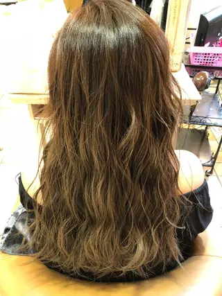 ロング カラー 小林 あんなのヘアスタイル