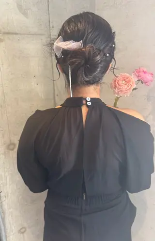 セミロング ヘアアレンジ Reve  resort所属・美髪× ヘアセット✨Araiのヘアスタイル