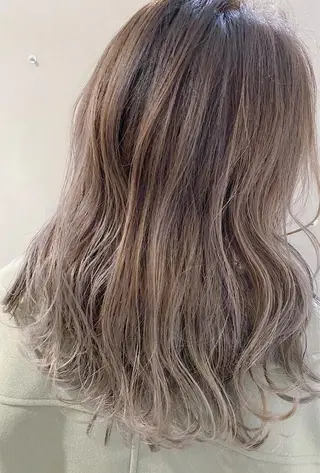 セミロング カラー LA KING GINZA TOKYO所属・🧡ショートの達人 🧡SHOのヘアスタイル