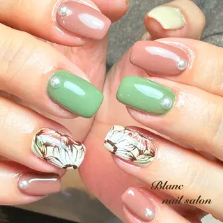 ネイル Blanc ブランのネイルデザイン