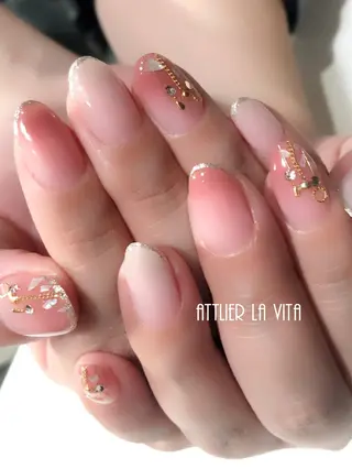ネイル atelier la vita所属・lavita. mimuraのネイルデザイン