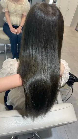 ロング MIMA / 名駅/グレージュのヘアスタイル