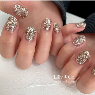 ネイル Lilly Co.のネイルデザイン