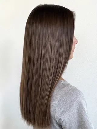 ロング 艶髪デザイナー ユウタ｜髪質改善特化のヘアスタイル