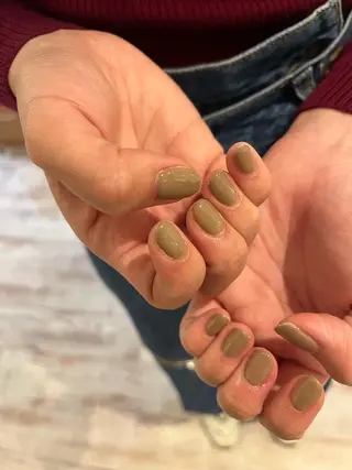 ネイル une／YUKINA 🫧大人nuanceのネイルデザイン