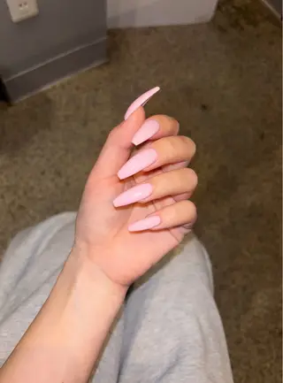 ネイル EmaNail梅田店所属・EmaNail⟡.· Honokaのネイルデザイン