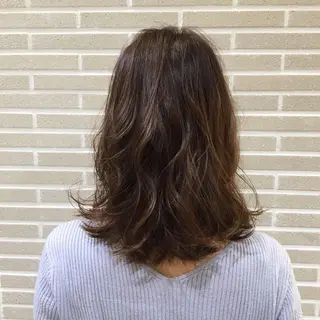 セミロング カラー パーマ ヘアアレンジ 山北 咲子のヘアスタイル