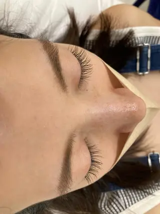 マツエク・マツパ ココラッシュ新宿西口所属・M. SHIORIのマツエク・マツパデザイン