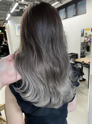 カラー Rico / bob/グレージュのヘアスタイル