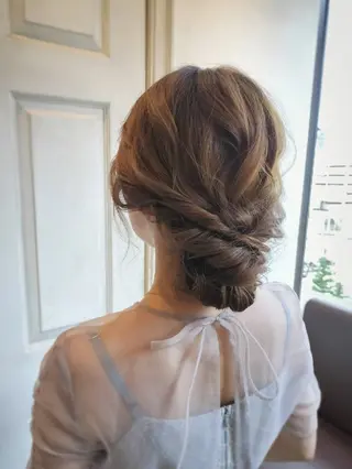 セミロング ヘアアレンジ Watanabe. cのヘアスタイル