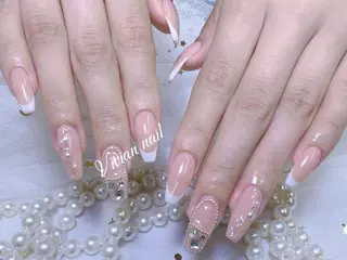 ネイル VIVIAN エイのネイルデザイン