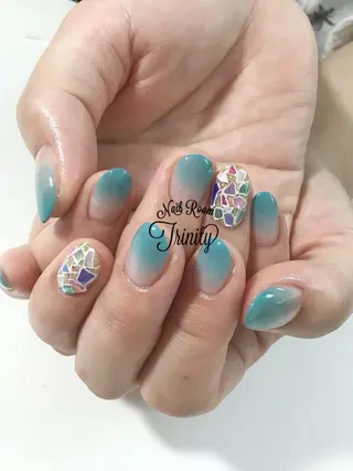 ネイル Trinity staffのネイルデザイン