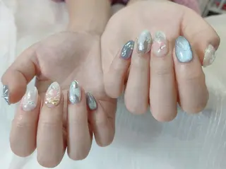 ネイル モニカ アキイのネイルデザイン