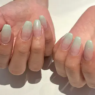 ネイル 坂口 莉愛のネイルデザイン