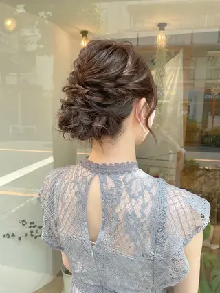 セミロング ヘアアレンジ ヘアアレンジ にいた　かづしげのヘアスタイル