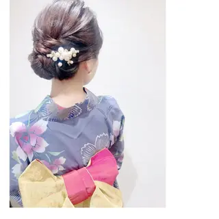 ミディアム ヘアアレンジ GRANLUSSO 〜グランルッソ駅前店所属・木口 嘉美のヘアスタイル