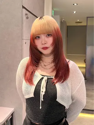 ロング Qin所属・ルーツカラー 🌟  ミキのヘアスタイル