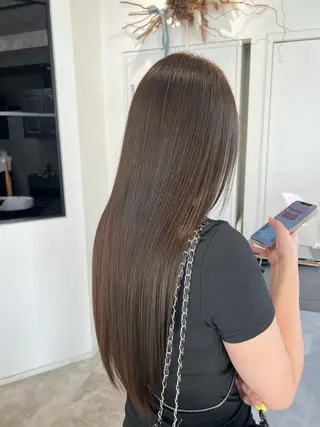 ロング カラー 黒阪 なみのヘアスタイル