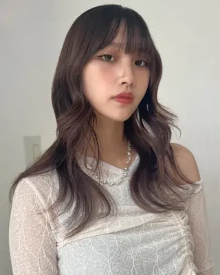 ロング ミチオノザワヘアサロン所属・カット 🔹KAIRIのヘアスタイル