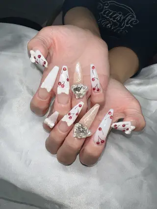 ネイル Lee Nailsのネイルデザイン