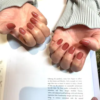 ネイル anyora nail salon所属・大人ワンホン キラキラ／Ayanoのネイルデザイン