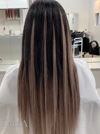 ロング ヘアアレンジ カラー LuciA/エクステ カラーのヘアスタイル