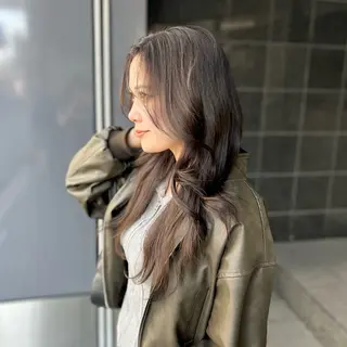 ロング calna 古賀 菜摘のヘアスタイル