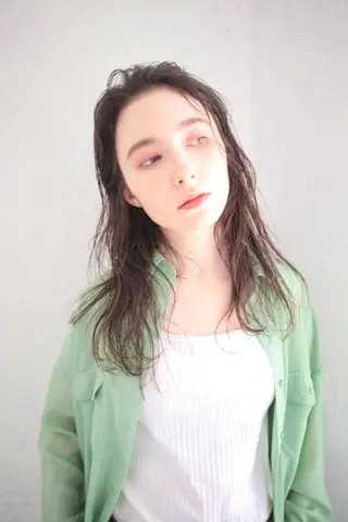 ロング パーマ カラー 小田川 竜也のヘアスタイル