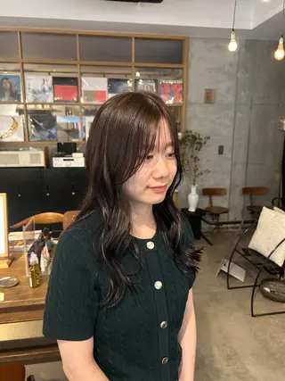 カラー 植田 瑠菜のヘアスタイル