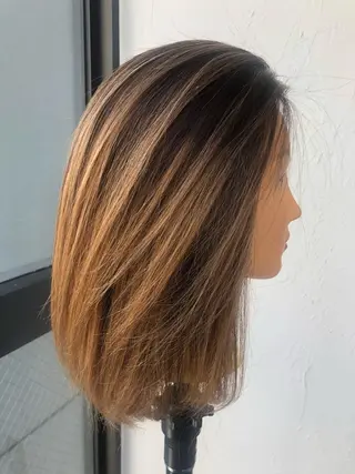 ミディアム カラー 髪質改善＆ブリーチ 伊勢　祐一郎のヘアスタイル