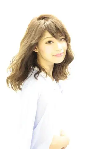 セミロング Agu hair Lazuli所属・松本 マサシのヘアスタイル